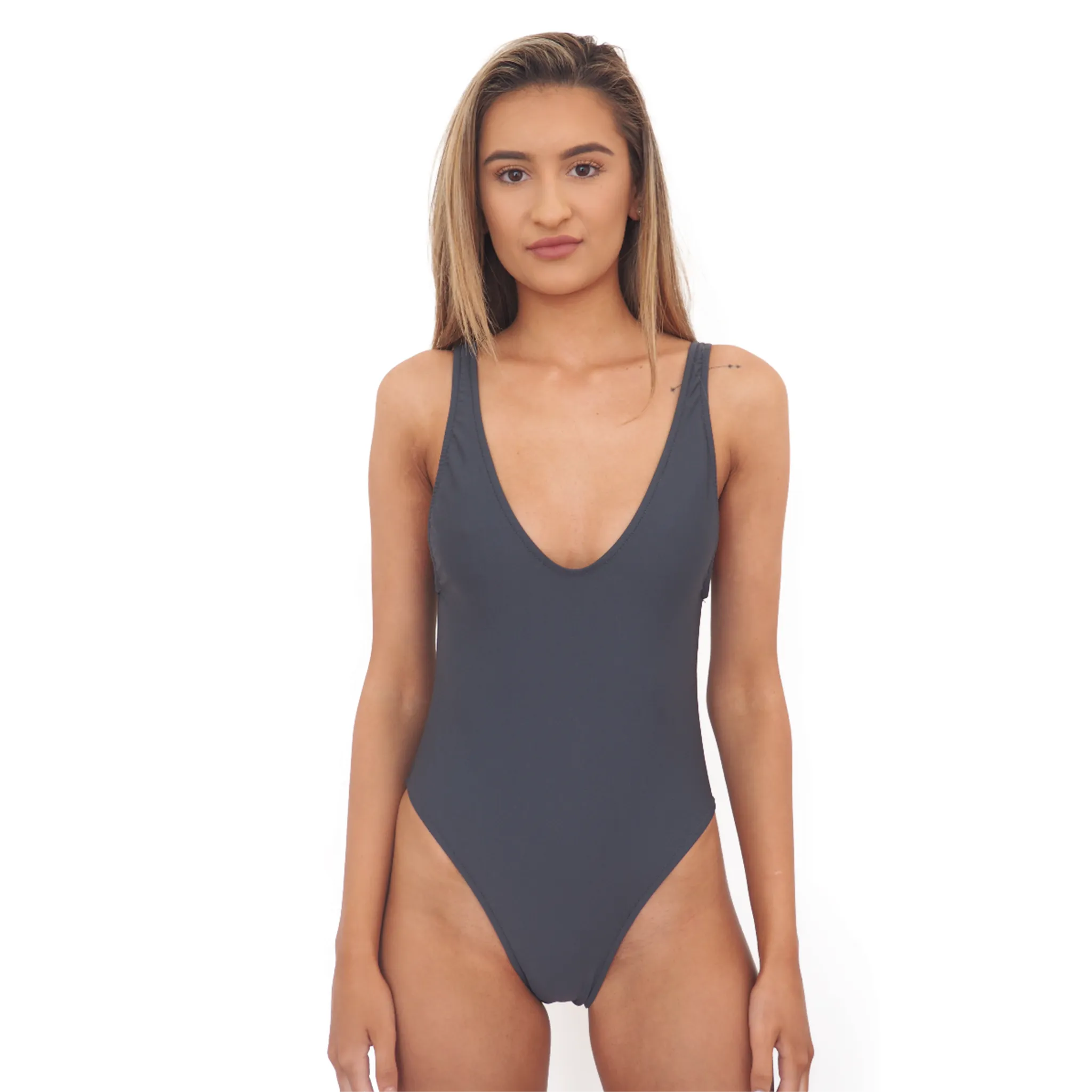 BOND ONE PIECE // CONCRETE