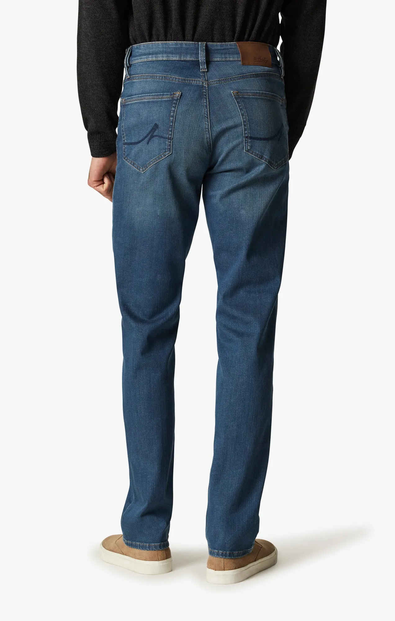 Charisma Relaxed Straight Jeans In Mid Cashmere