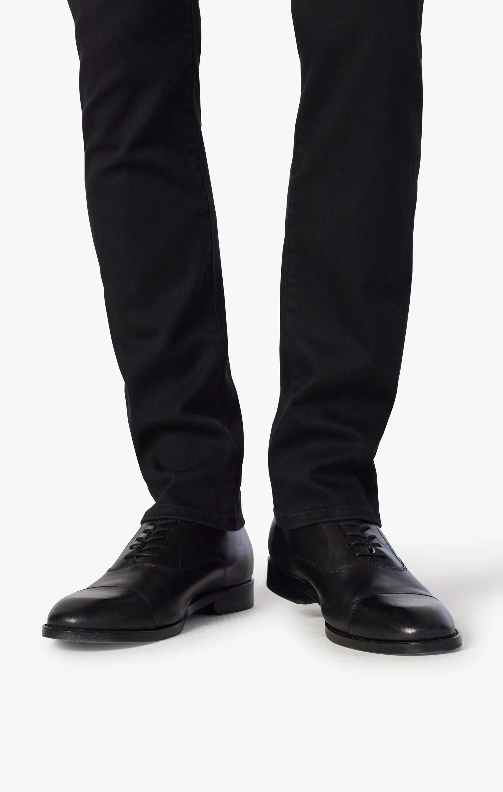 Courage Straight Leg Jeans In Black Urban