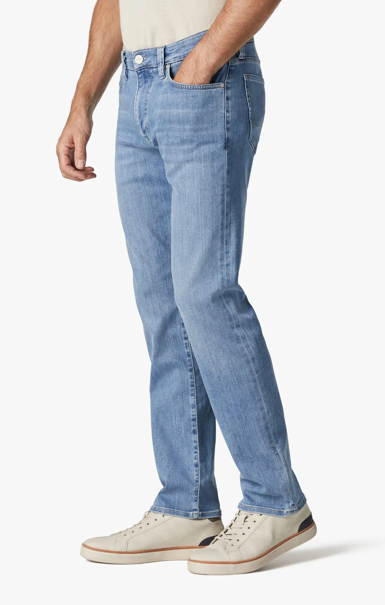 Courage Straight Leg Jeans In Light Brushed Urban