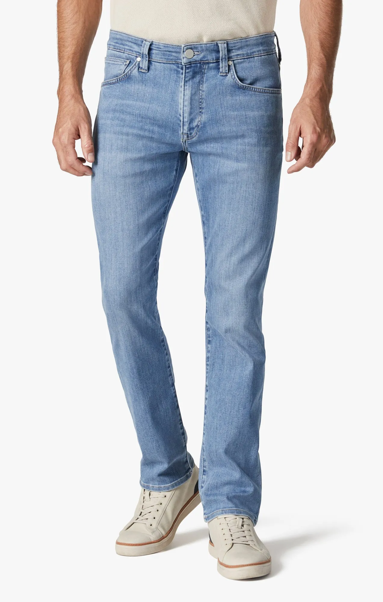 Courage Straight Leg Jeans In Light Brushed Urban