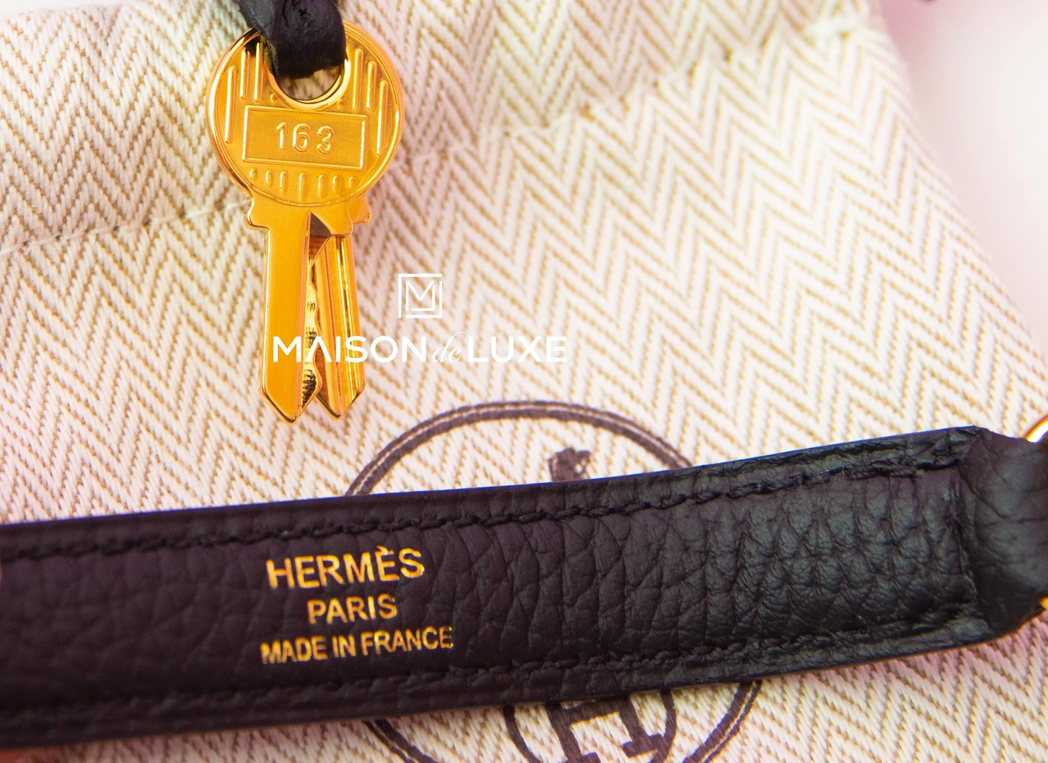 Hermes Noir Black GHW Togo Kelly 25 Handbag