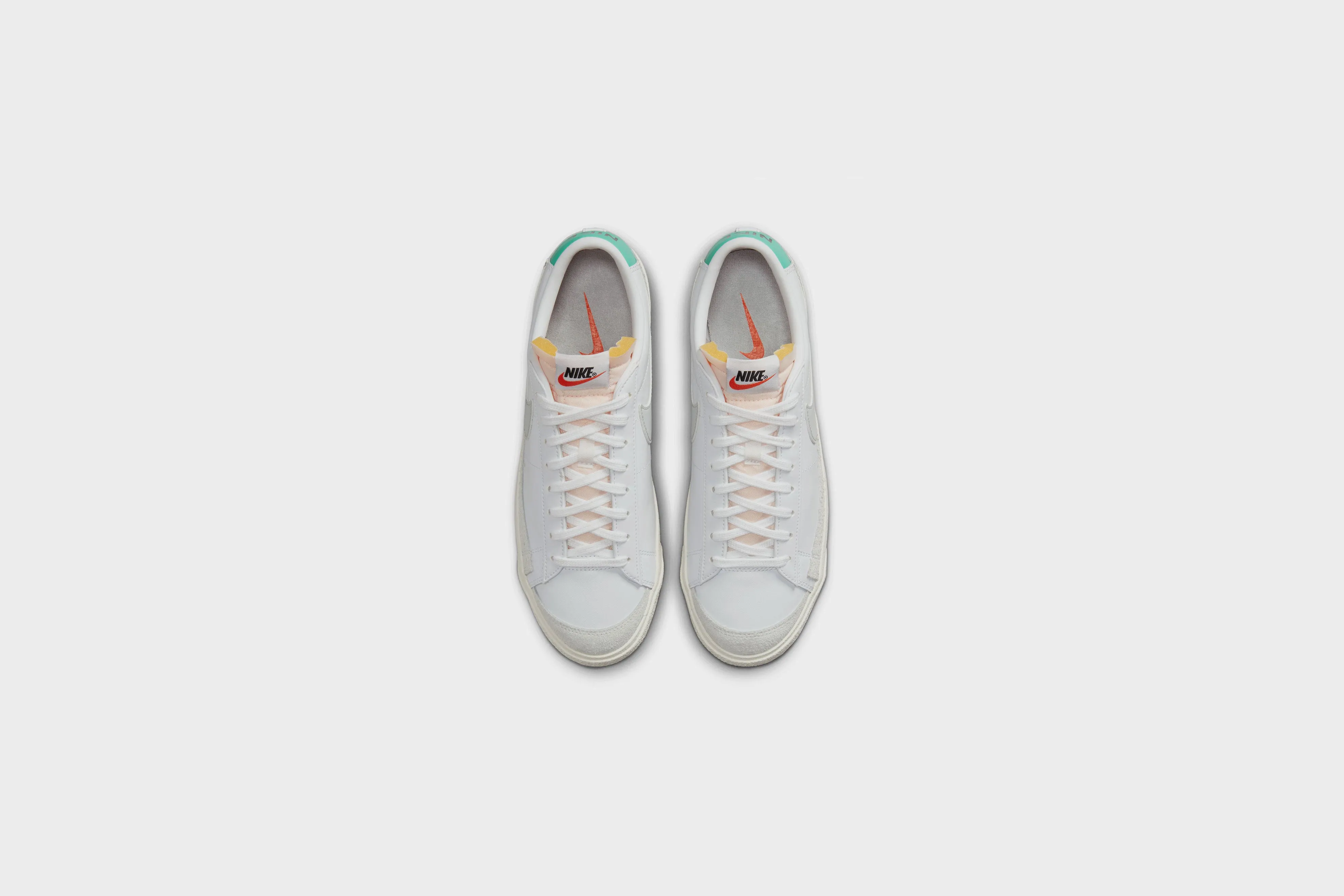 Nike Blazer Low ‘77 VNTG (White/Grey Fog-Light Menta)