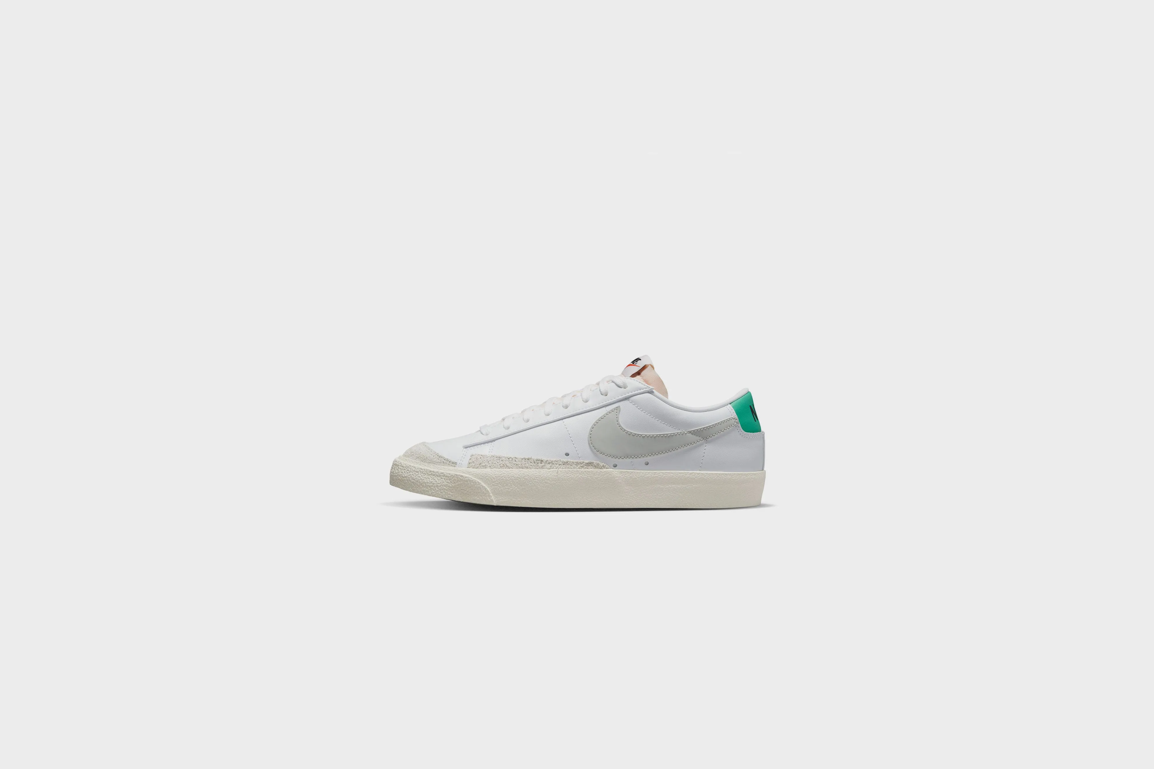 Nike Blazer Low ‘77 VNTG (White/Grey Fog-Light Menta)